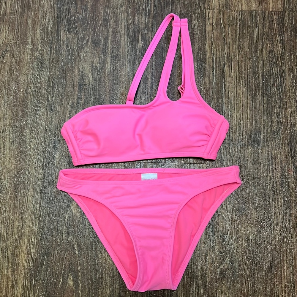 Barely worn Target Xhilaration Hot pink two piece bikini size s